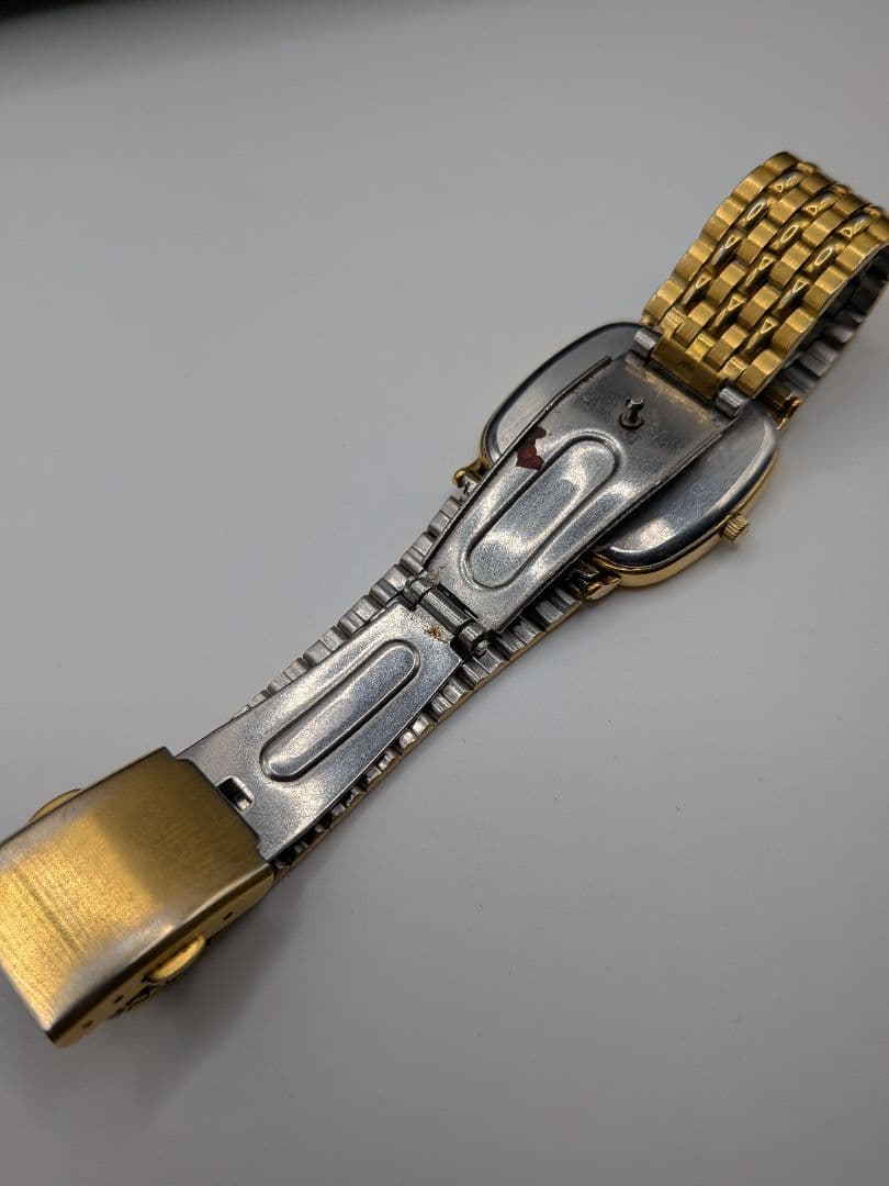 【稼働品】オメガ・デビル・スクエアゴールドクォーツ・レディース・デヴィル・②