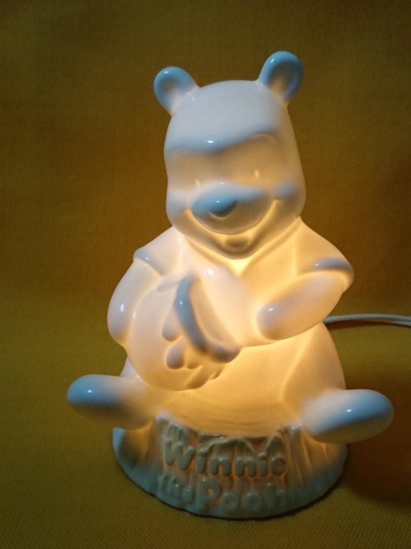 【美品】プーさん　陶器　ライト　置物　インテリア　工芸品　美術品　A2662