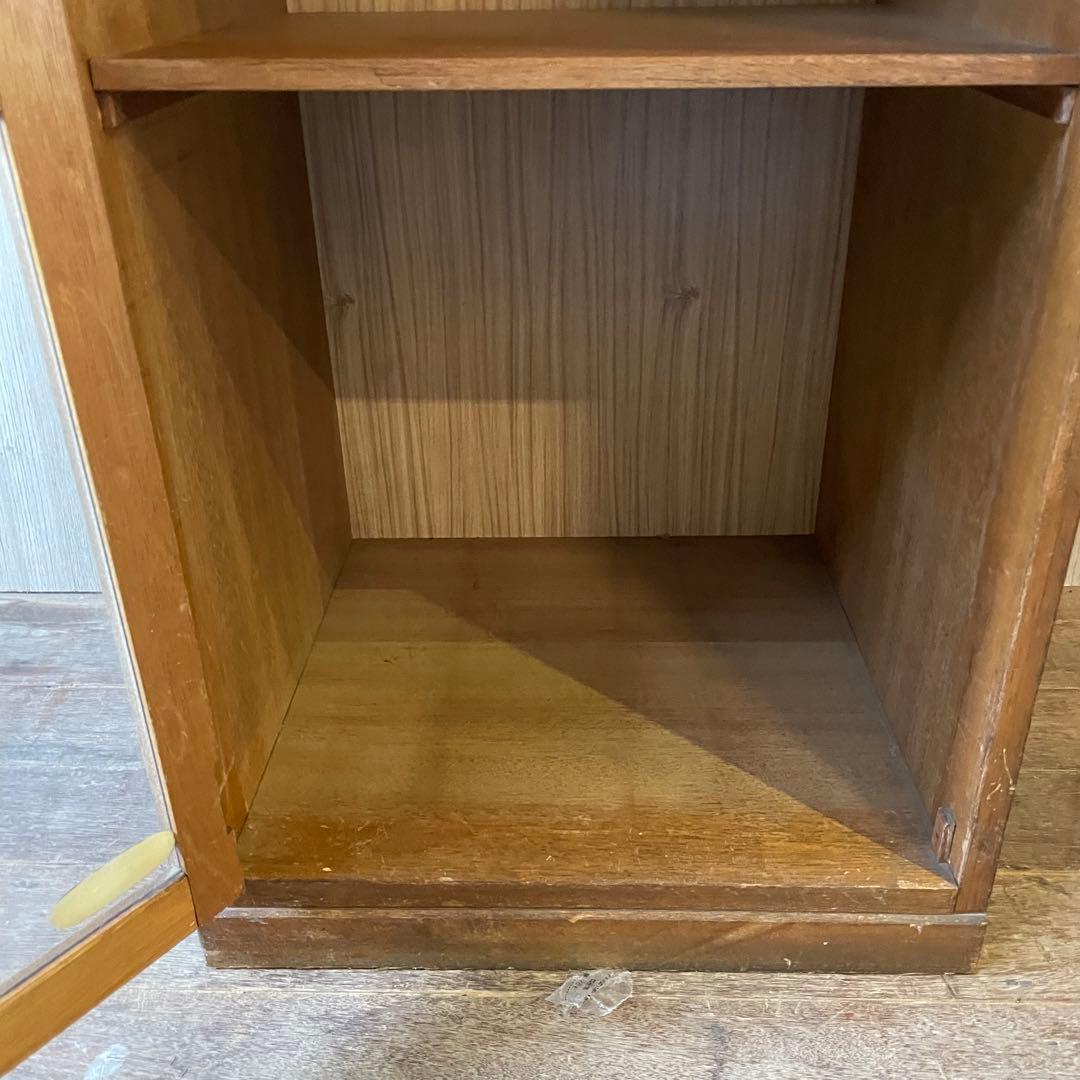 3段ガラス棚 ヴィンテージ家具 古家具 アンティーク キャビネット ガラスケース