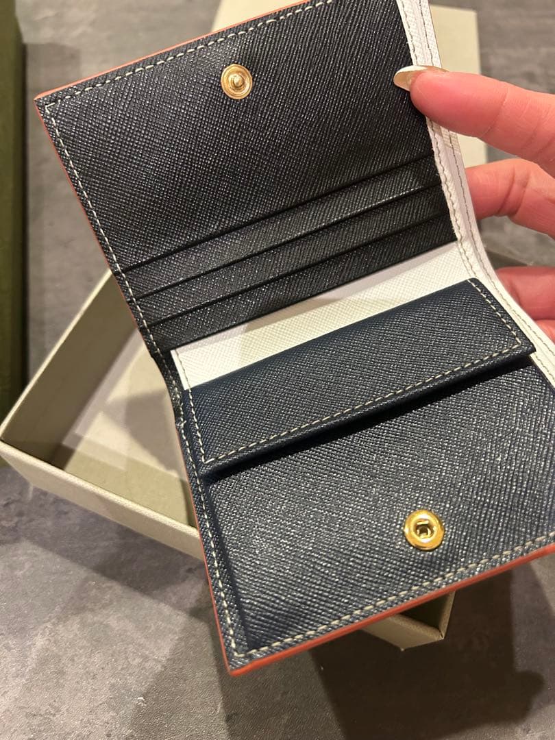 MARNI 二つ折り財布 ブラウン/ネイビー