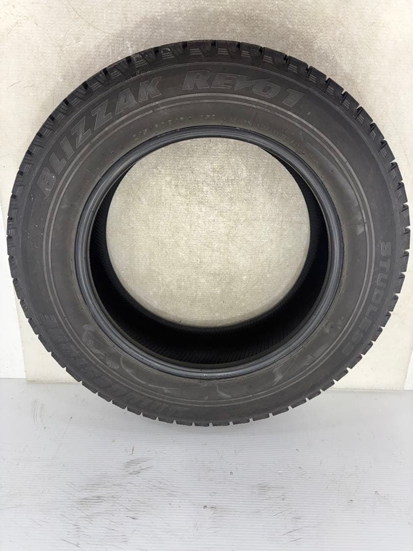 富山県☆ブリヂストン ブリザックREV01 215/60R16 7〜8部山