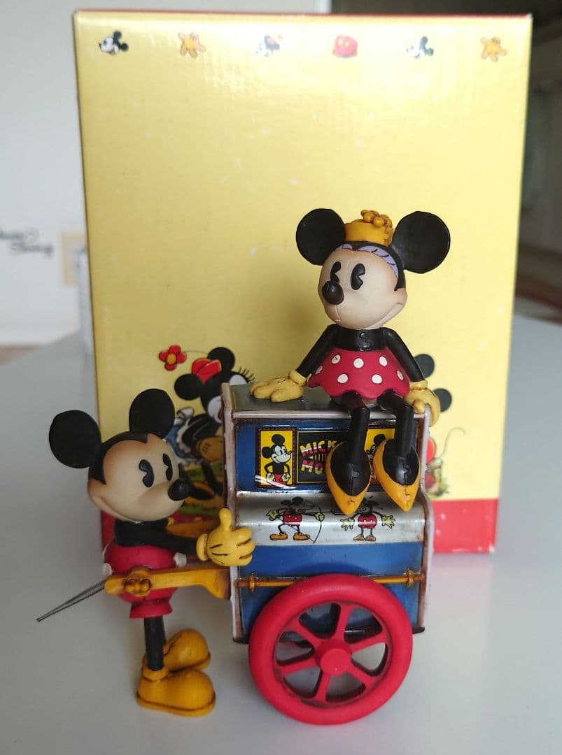 ENESCO社製　ディズニーヴィンテージオルゴール