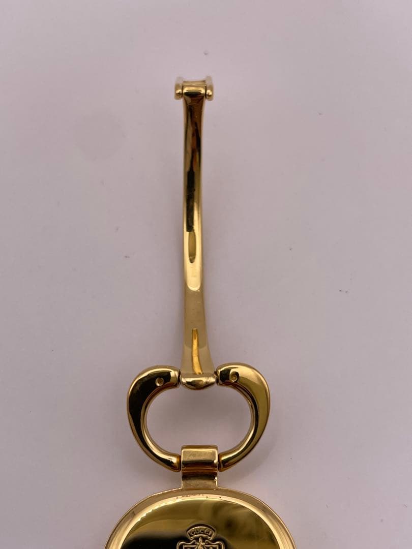 【稼働品】 GUCCI グッチ　1600 ゴールド ブラック文字盤　ハート