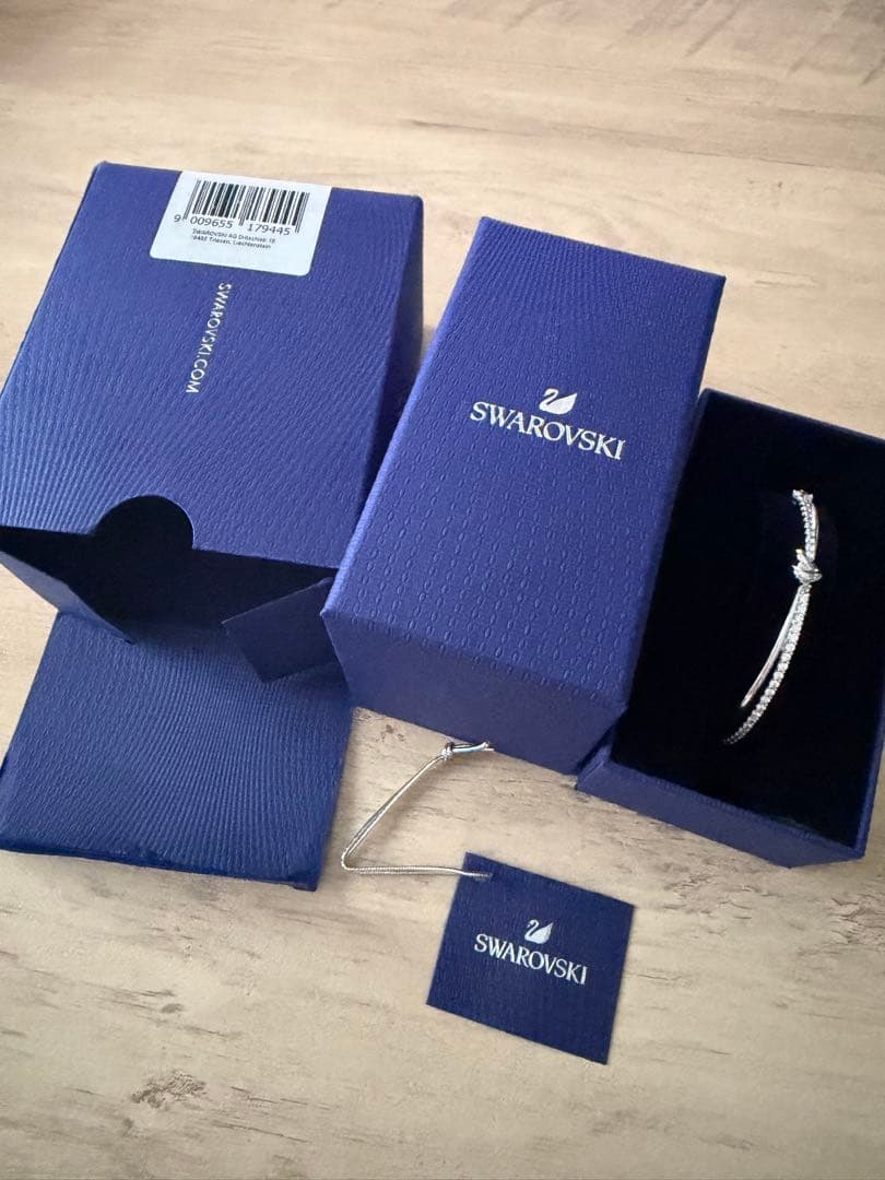 Swarovski ハートモチーフ ブレスレット