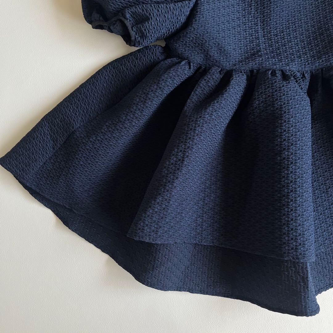 美品　Bluelea ジャガードブラウス　ネイビー　パフスリーブ　フリル　リボン