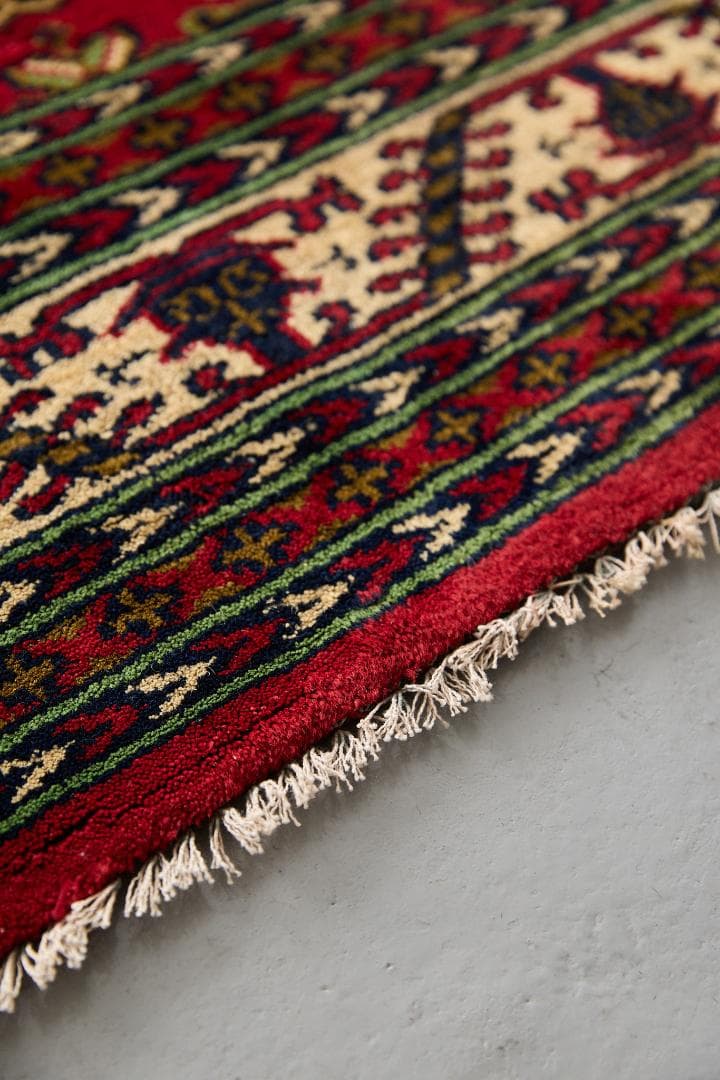 ヴィンテージラグ　ペルシャ絨毯　トライバルラグ（237×166cm）赤　緑　茶