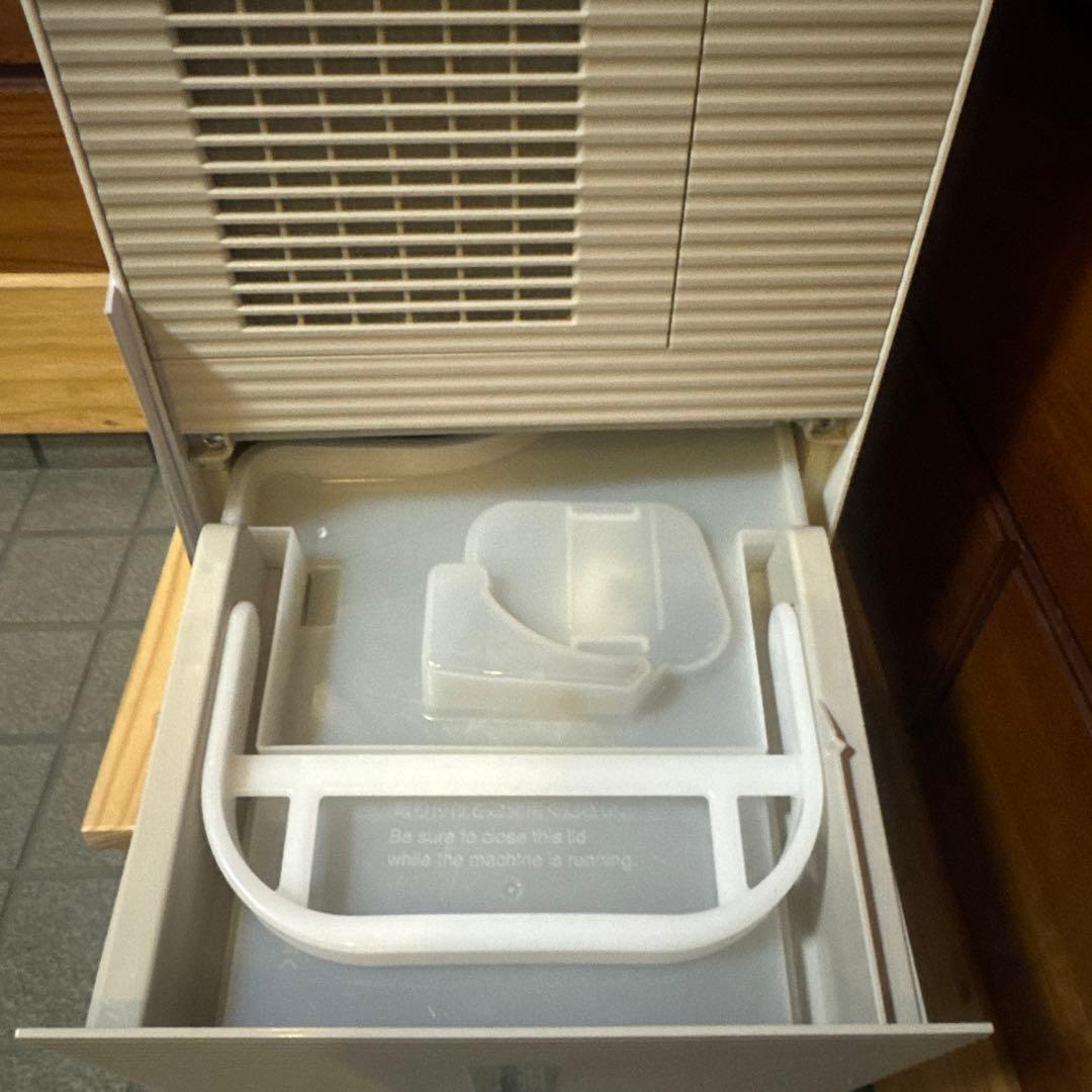 【美品】※大人気※Panasonic衣類乾燥除湿機F-YEX120B 送料込