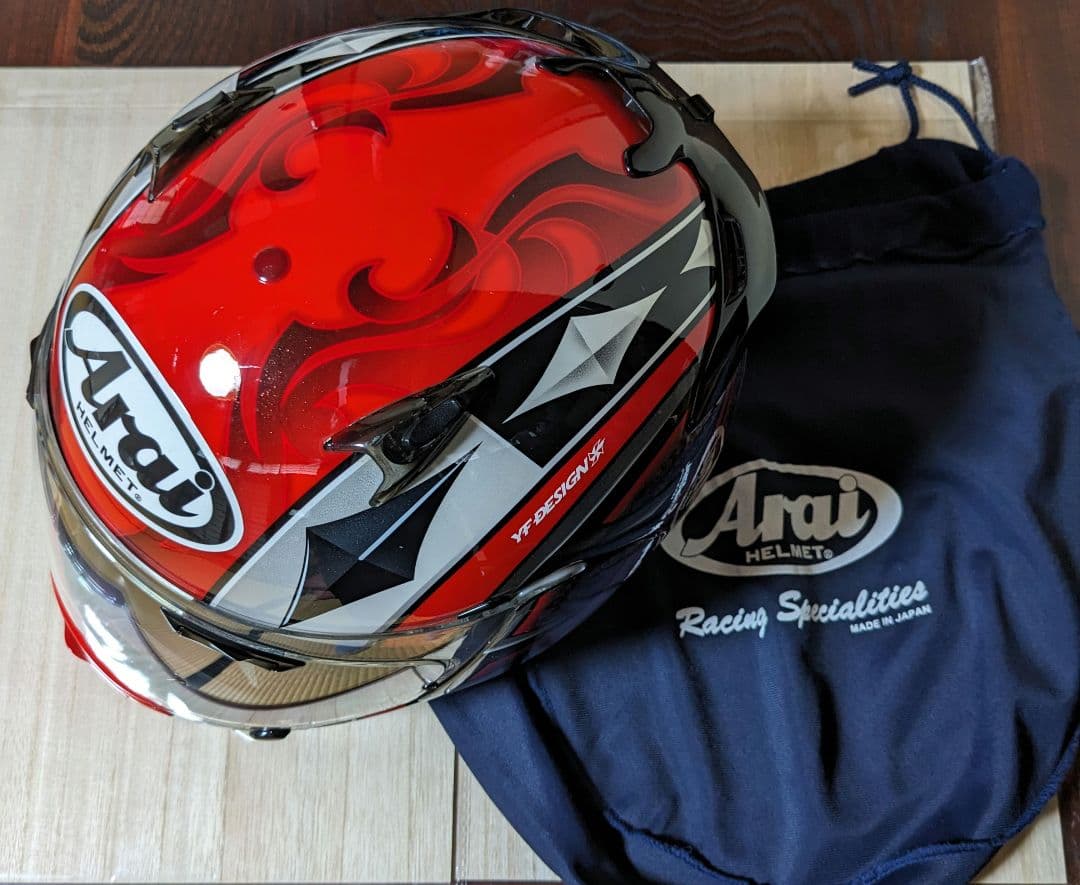 Arai フルフェイスヘルメット 赤/黒