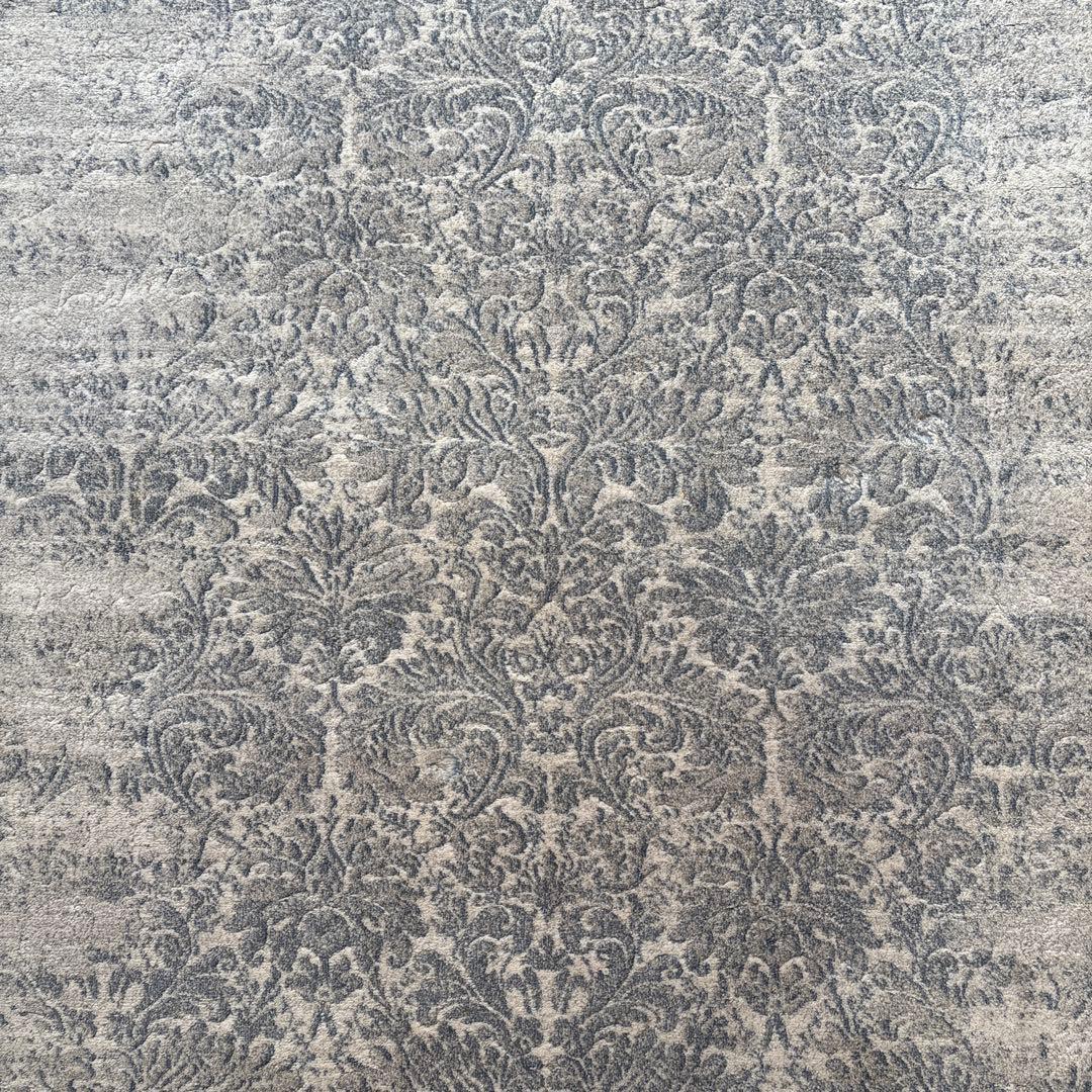 ヨーロピアン絨毯　ラグ　トライバルラグ　ベルギー産