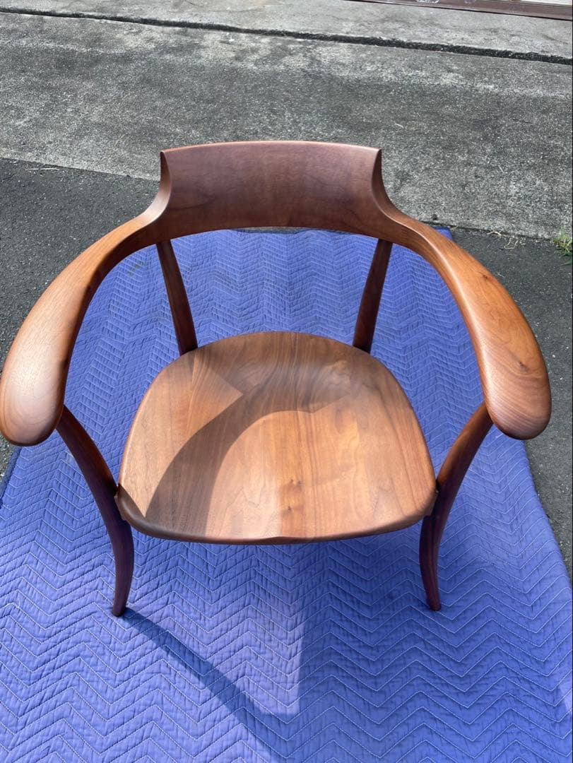 M*E様 美品飛騨産業キツツキマーク　ダイニングテーブル　3脚椅子セット