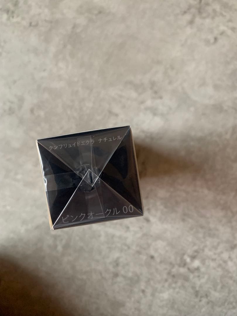 新品クレ・ド・ポー ボーテ タンフリュイドエクラ ナチュレル ピンクオークル00