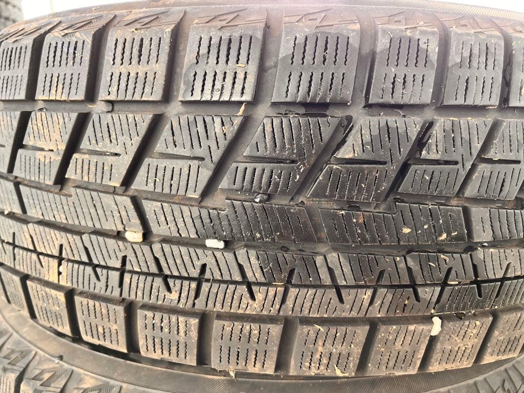 205/60R16 YOKOHAMA スタッドレス　2本セット　①