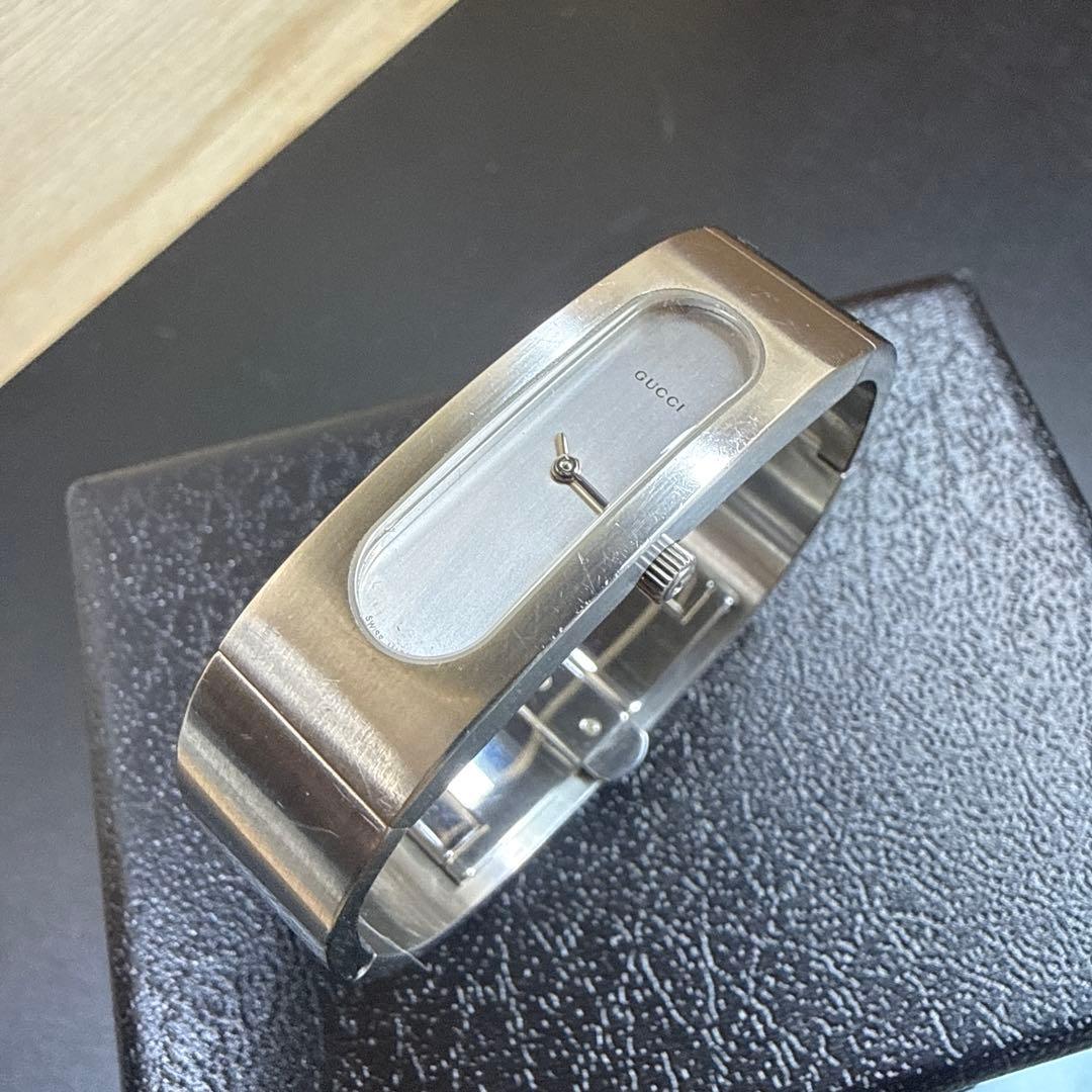 腕時計 Gucci グッチ ブレスウォッチ 2400S 2針クォーツ