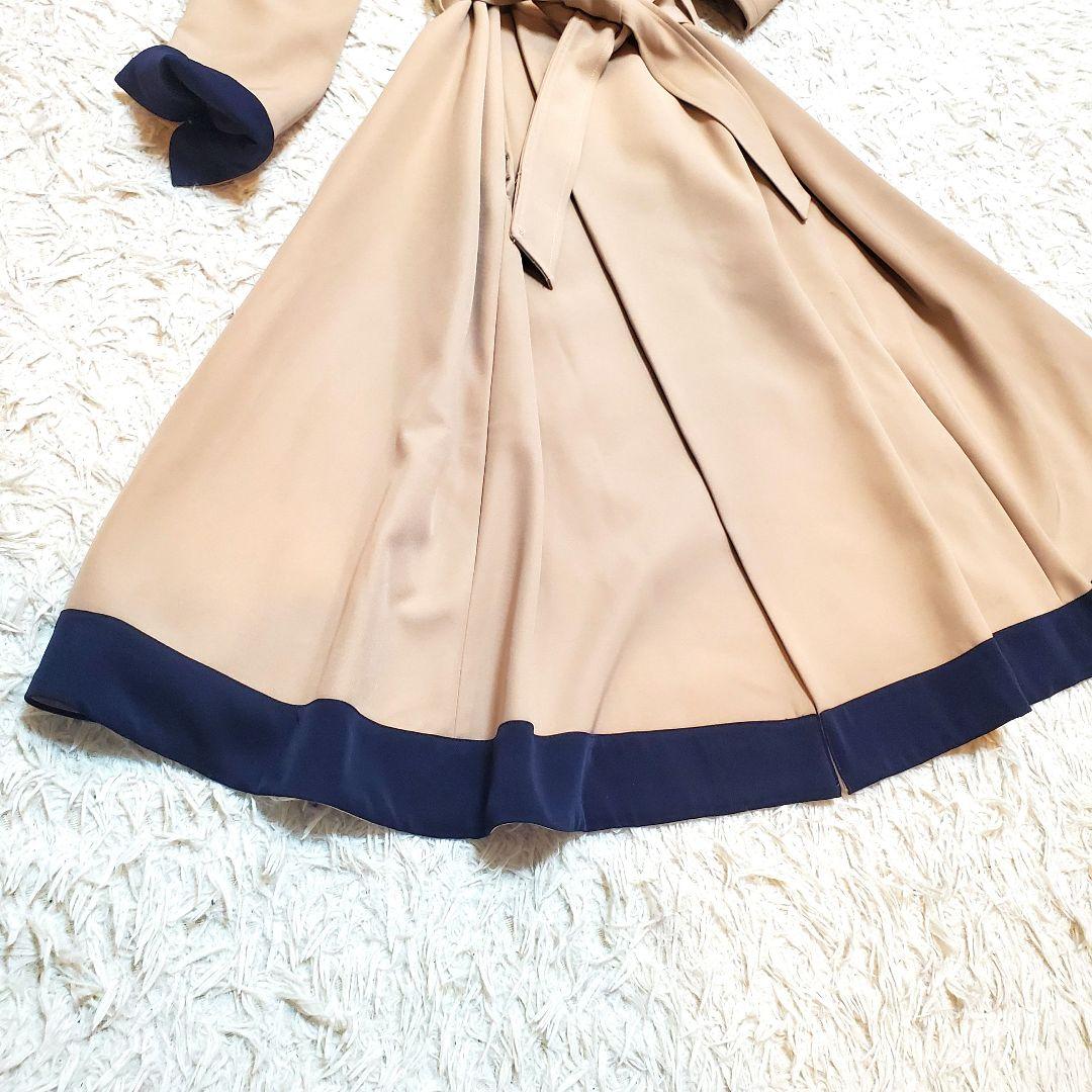 極美品 JENNE オードリーフレアトレンチコート 近年モデル