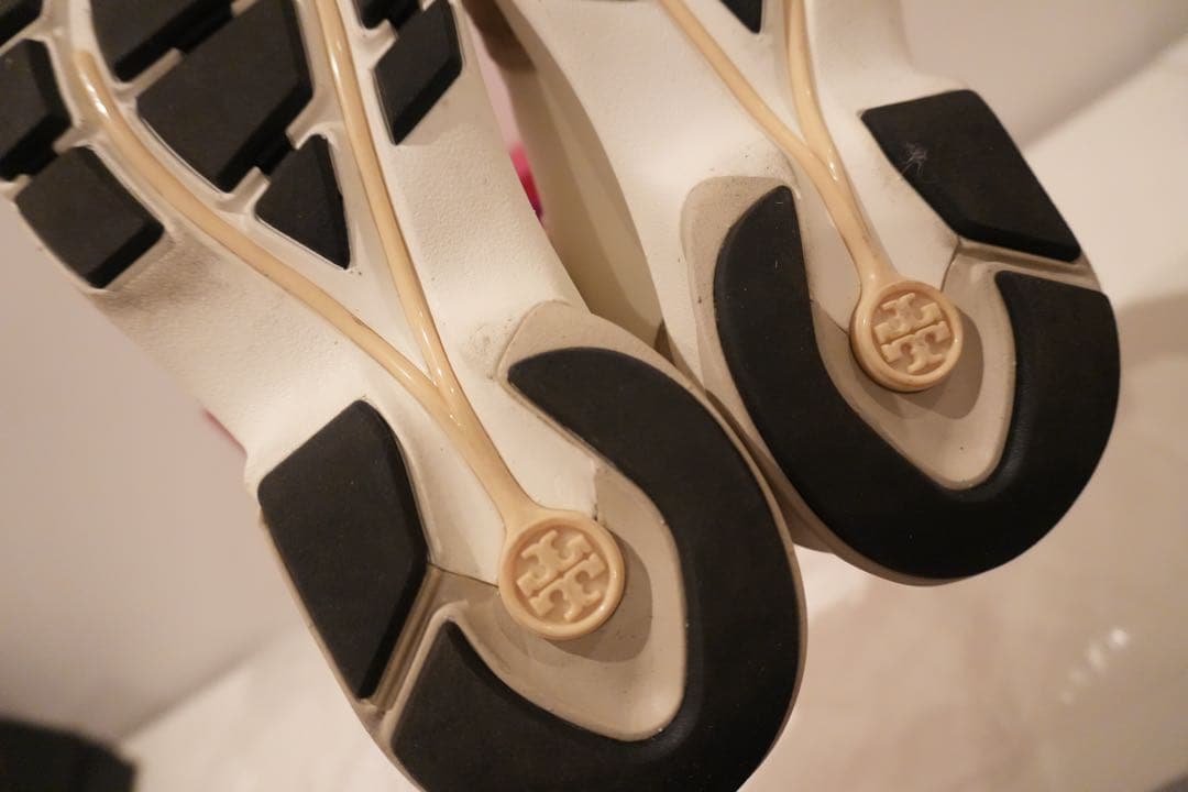 定価49,500円　トリーバーチ　スニーカー　ホワイト系