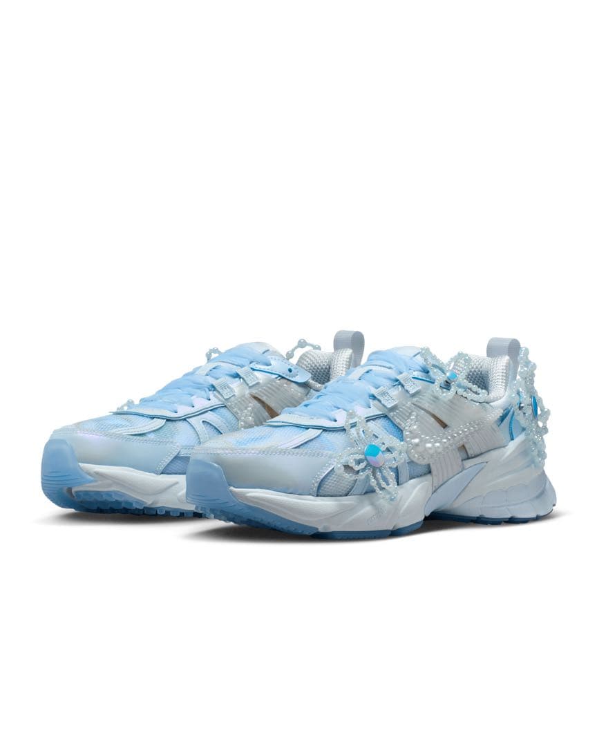 【値下げ】NIKE V2K ラン Women's Artist コレクション