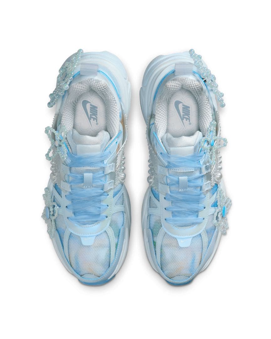 【値下げ】NIKE V2K ラン Women's Artist コレクション