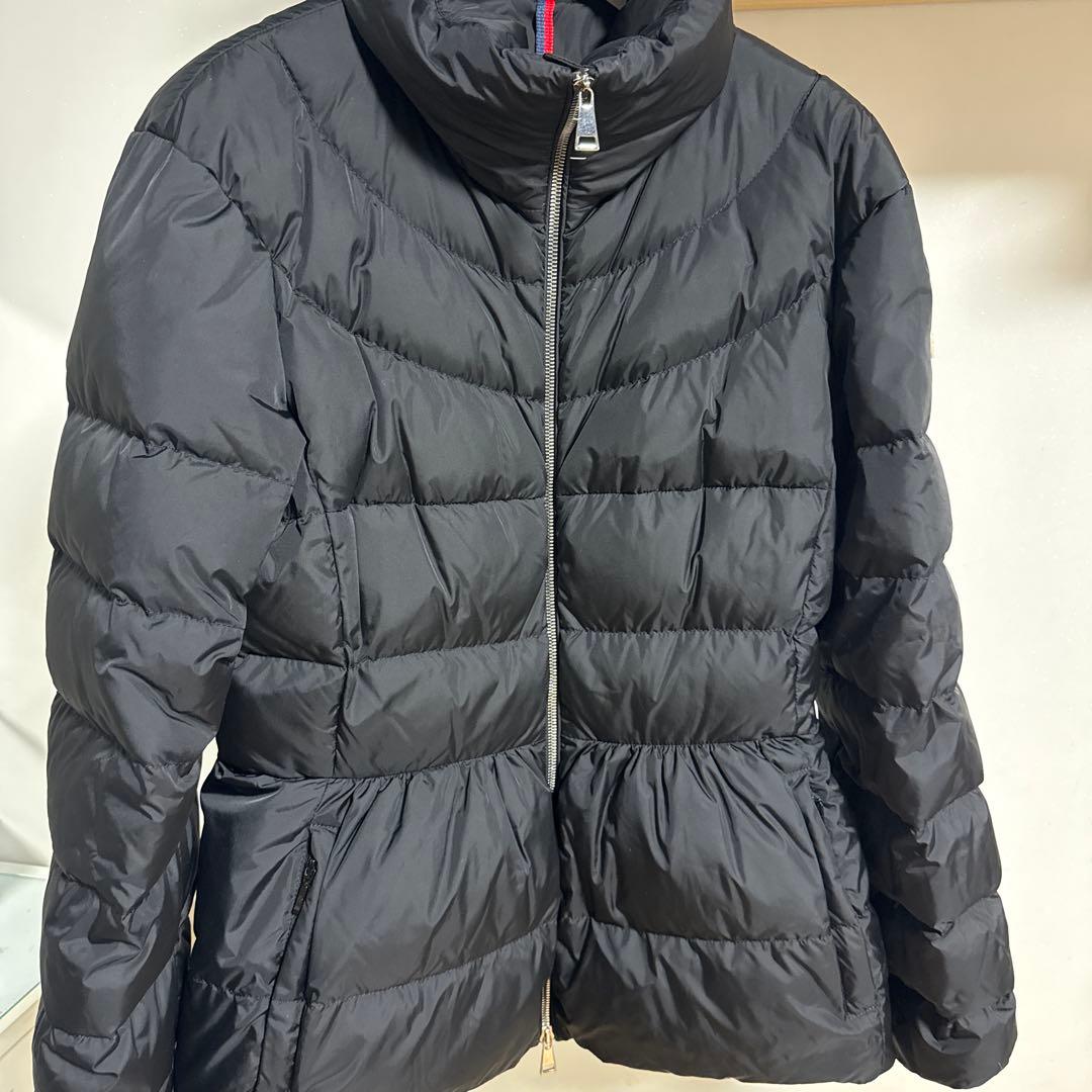 美品⭐︎MONCLER GUERY サイズ02