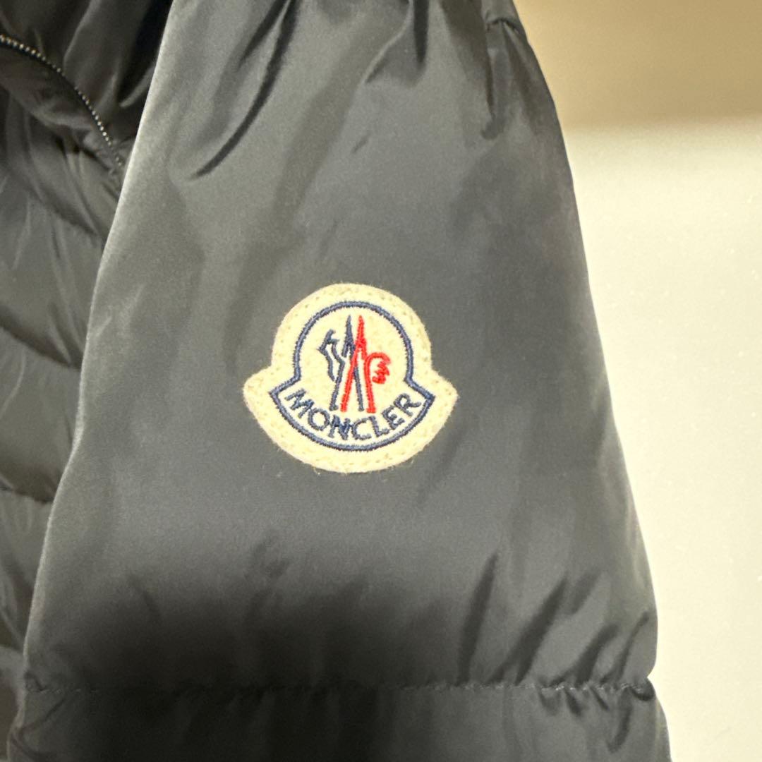 美品⭐︎MONCLER GUERY サイズ02