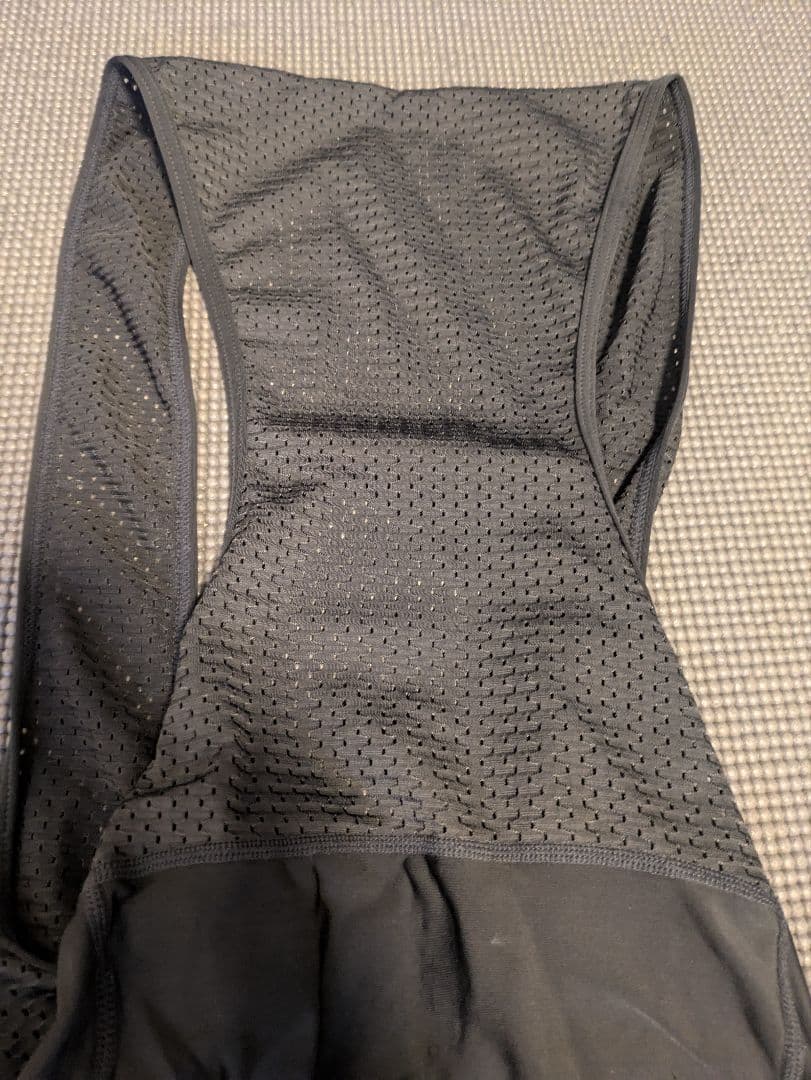 パールイズミ　コールドシェイド ビブタイツXLサイズ