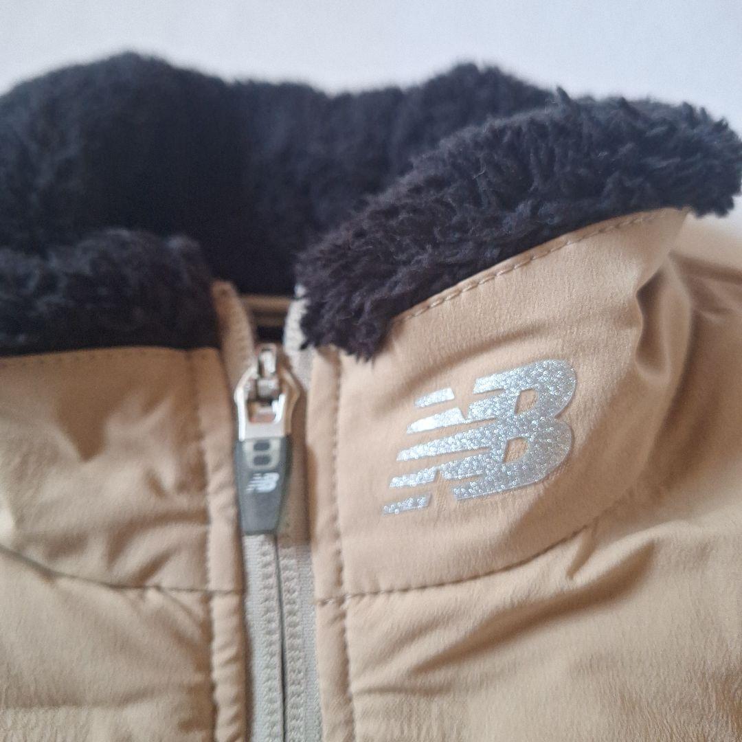 New Balance ベージュ ノースリーブダウンベスト