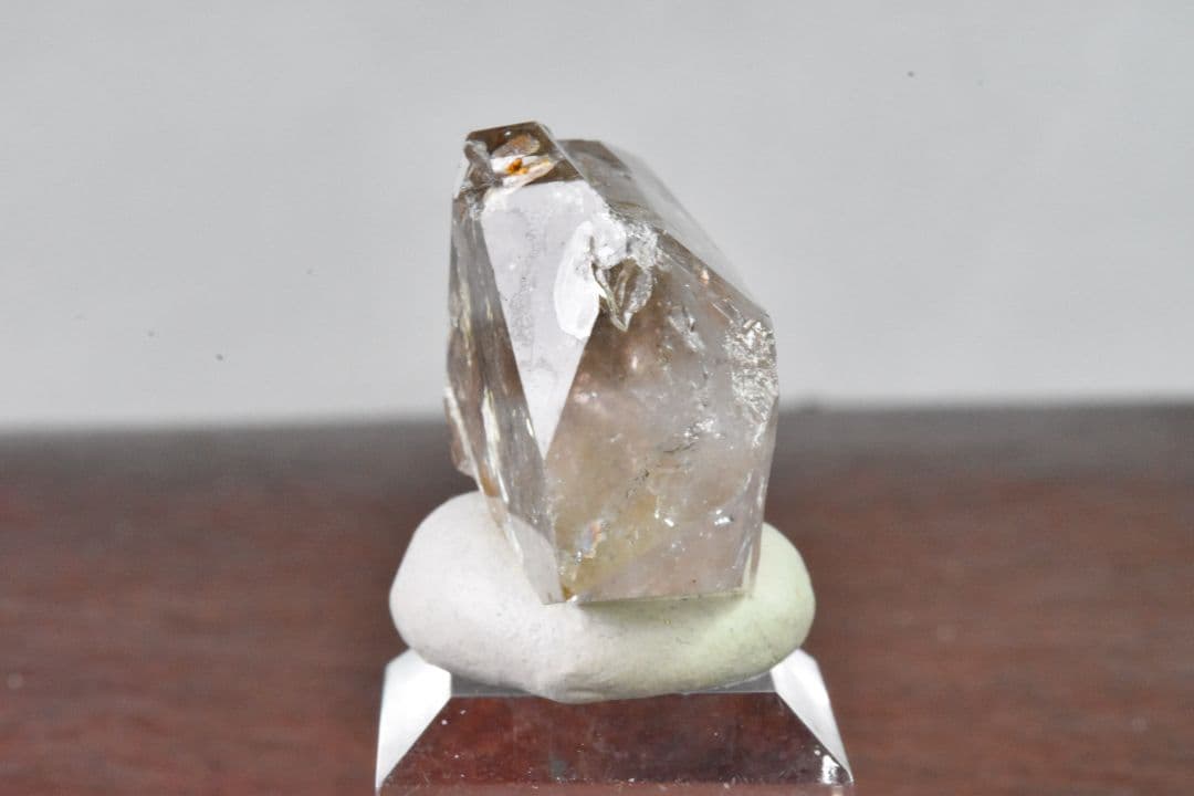 パキスタン スカルドゥ産 グリッドルチルインクォーツ ダブルターミネーション