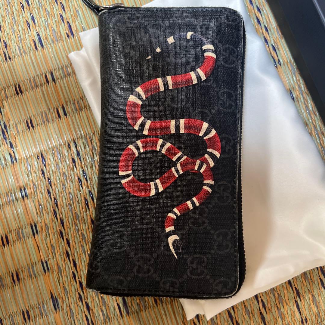 gucci ヘビ 財布 gg柄 キングスネーク グッチ