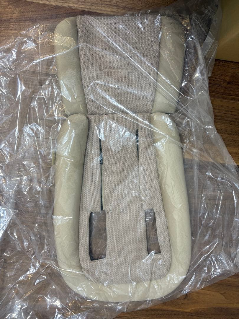 【美品】2023年モデル【サイベックス】メリオカーボン　(シーシェルベージュ)