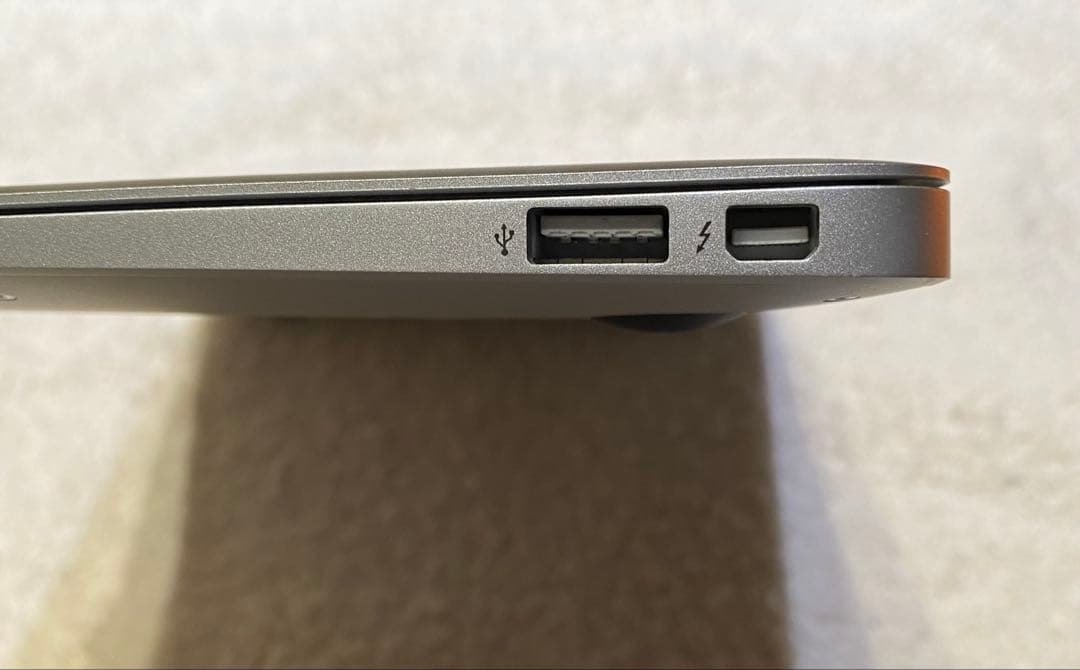 美品✨付属5点おまけ付MacBook Air Mid 2013初期化・動作確認済