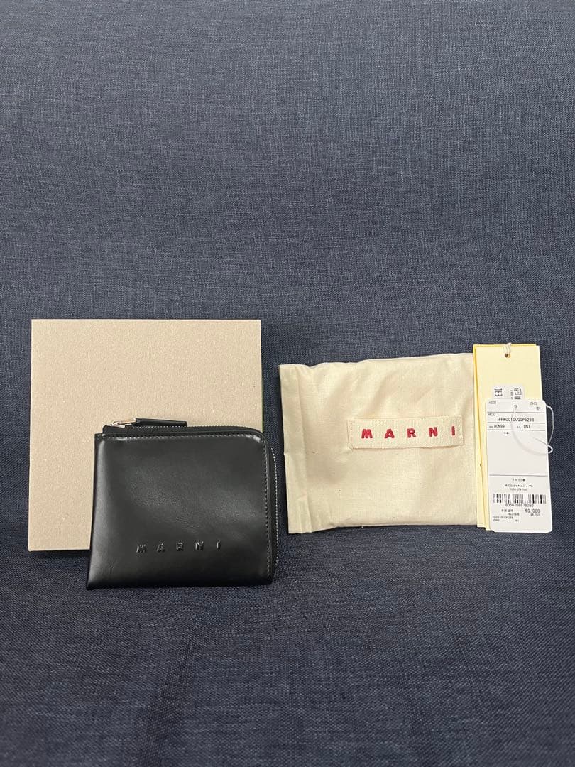 【新品未使用】MARNI ZIP AROUND WALLET