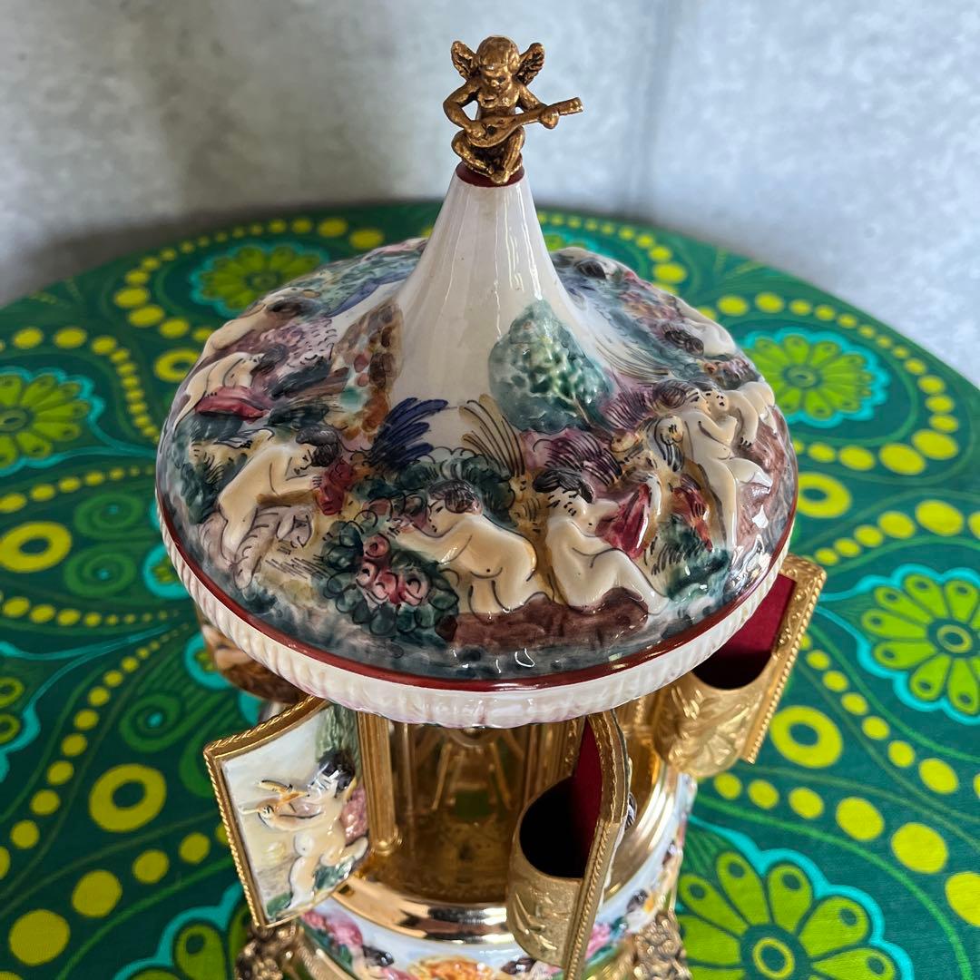 ☆REUGE☆リュージュ☆陶器製☆カラクリ オルゴール☆葉巻入れ【送料込み】