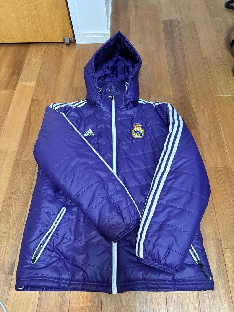 adidas 紫色 レアルマドリード　ダウン　L