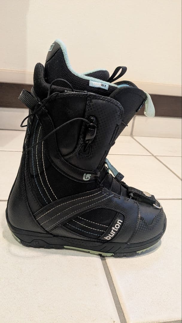 【Burton Mint 女性用スノーボードブーツ 24cm 】ブラック/ミント