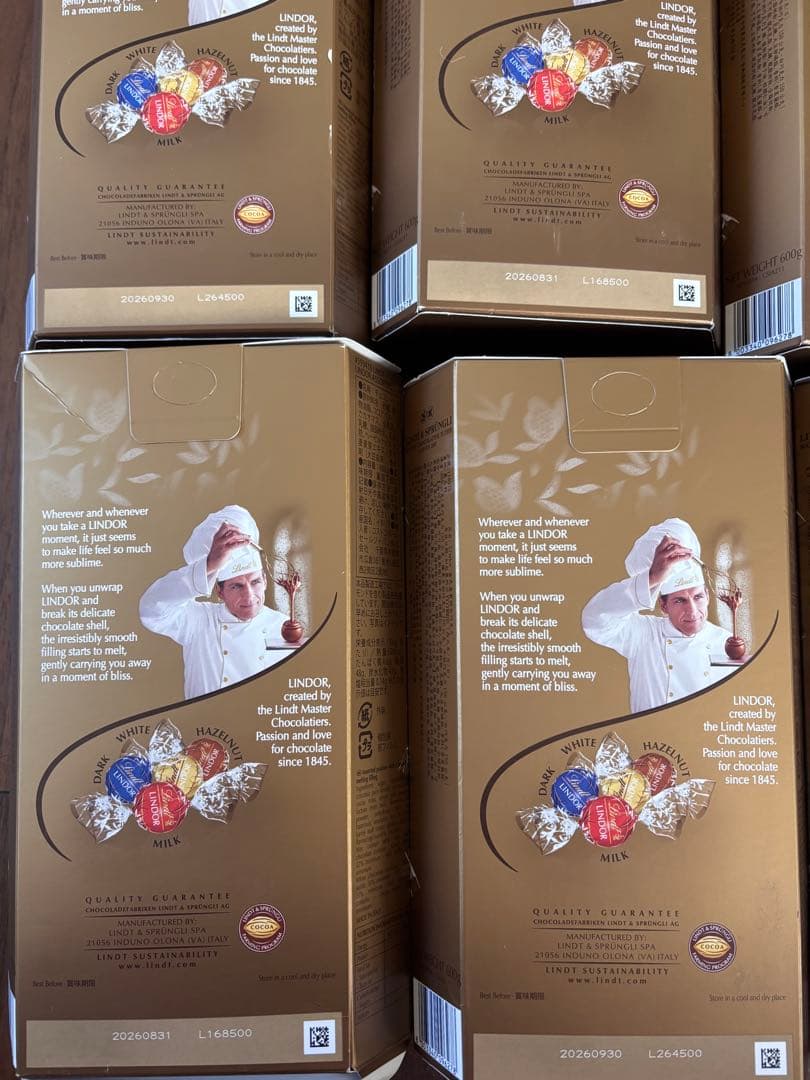 あんずページ。リンツ リンドール アソート チョコレート（4箱)