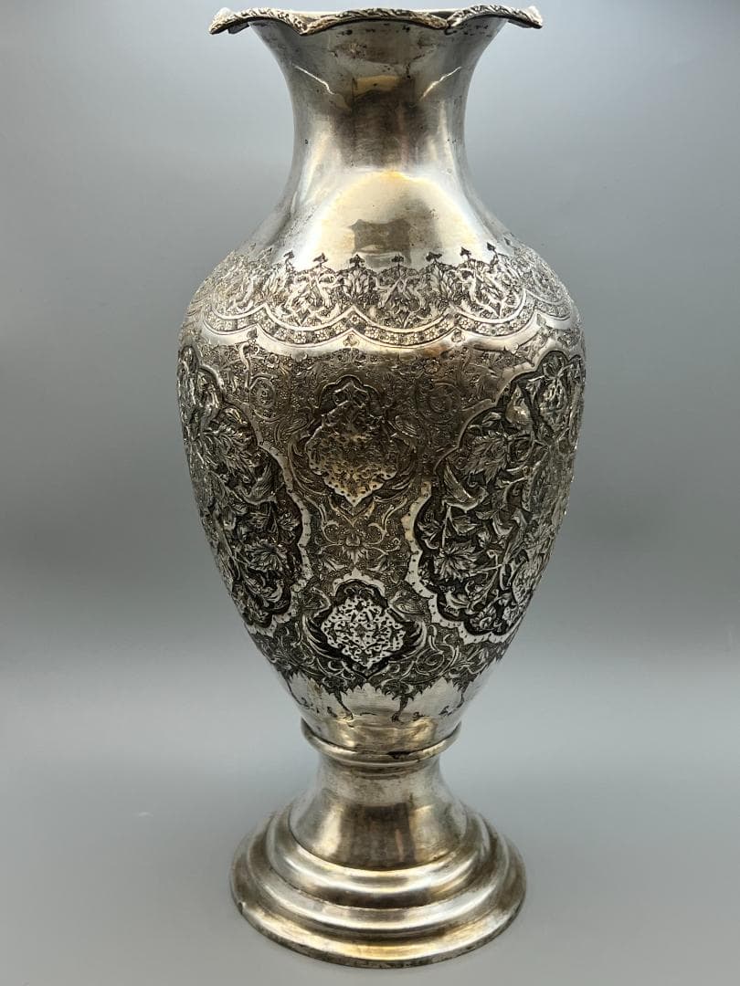 ととろ　銀製　ライオンマーク　三越　銀花瓶　花入れ　手彫　重量約820g