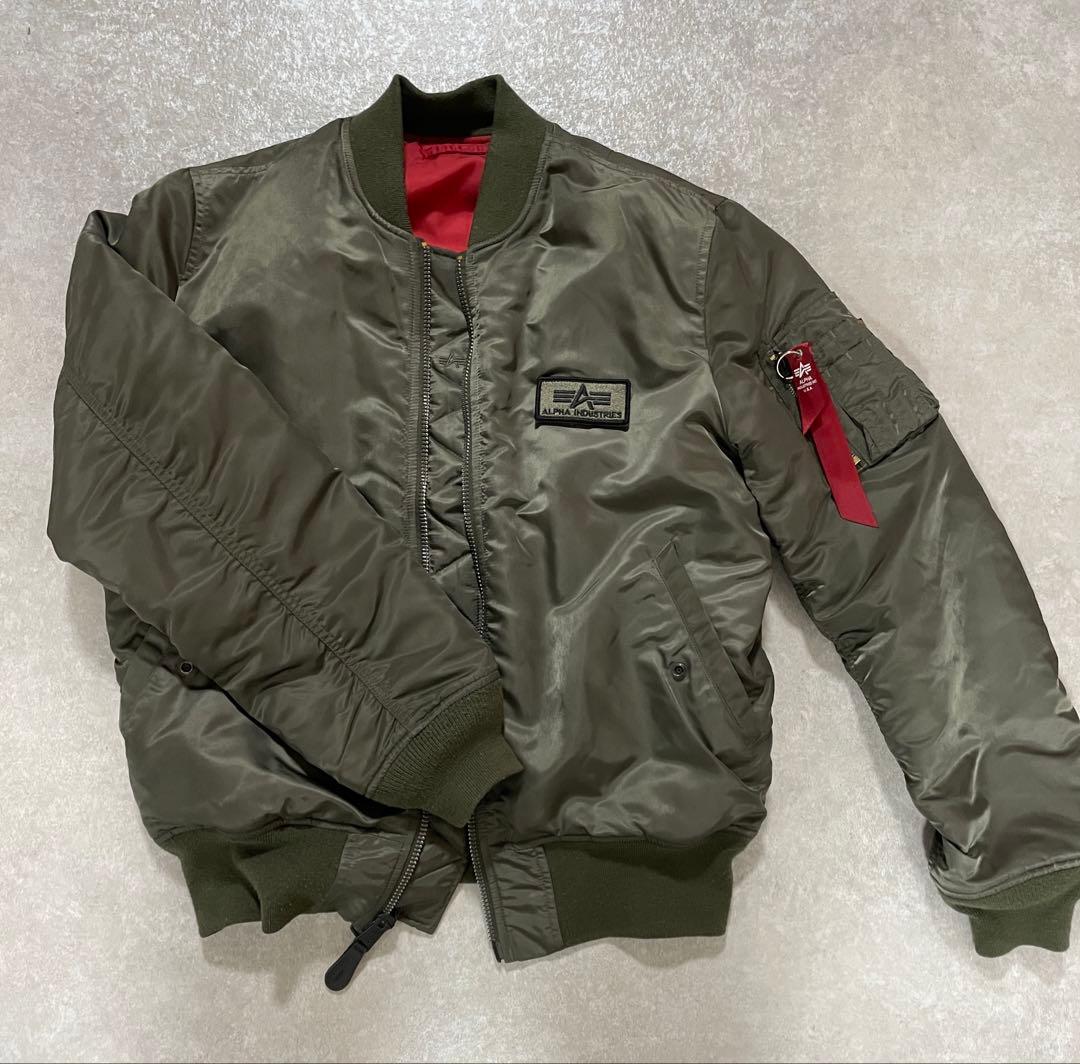 ALPHA INDUSTRIES MA-1ジャケット オリーブ