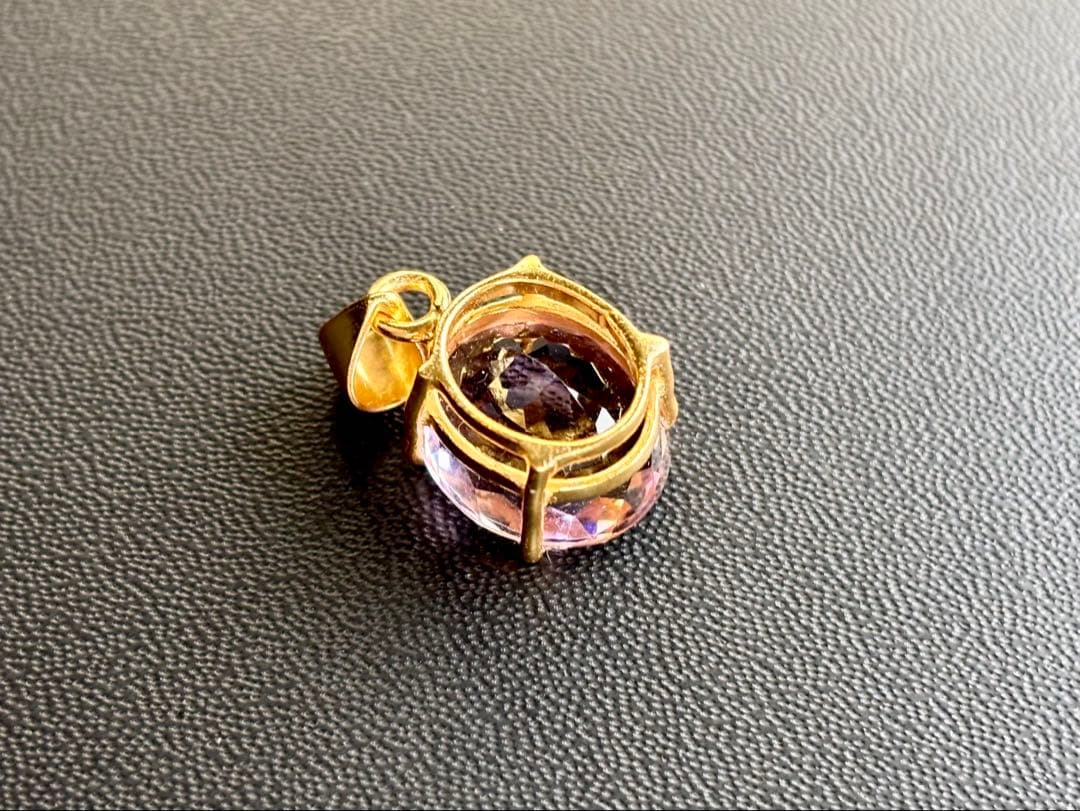 夢幻品質　愛と光の奇跡のクリスタル　幻のプレミアムナチュラルバイカラーアメトリン