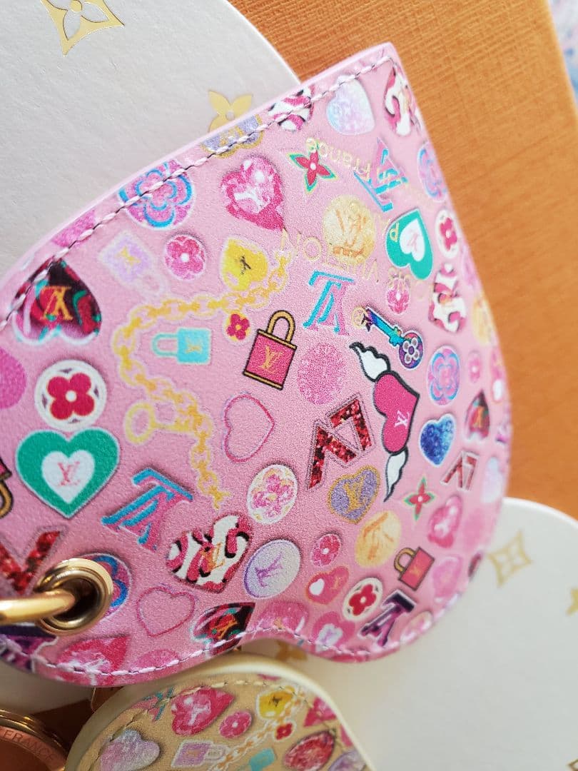 まるきだよさま専用◯ヴィトン 限定 ラブロック ハート キーホルダー 2個◯