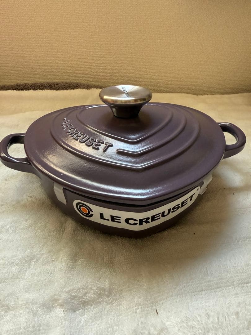 レア　LE CREUSET ハート型パープル鍋　アメジスト　浅鍋