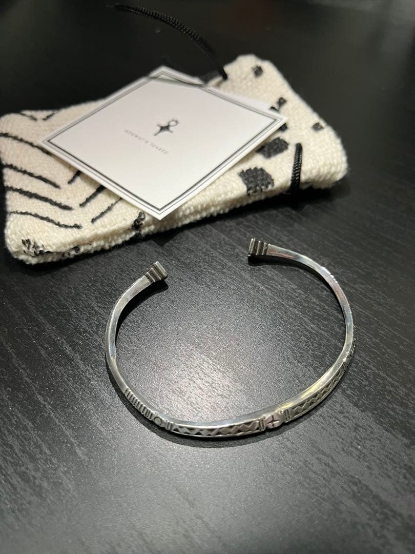 Adawat'n Tuaregシルバーバングル タフォクト