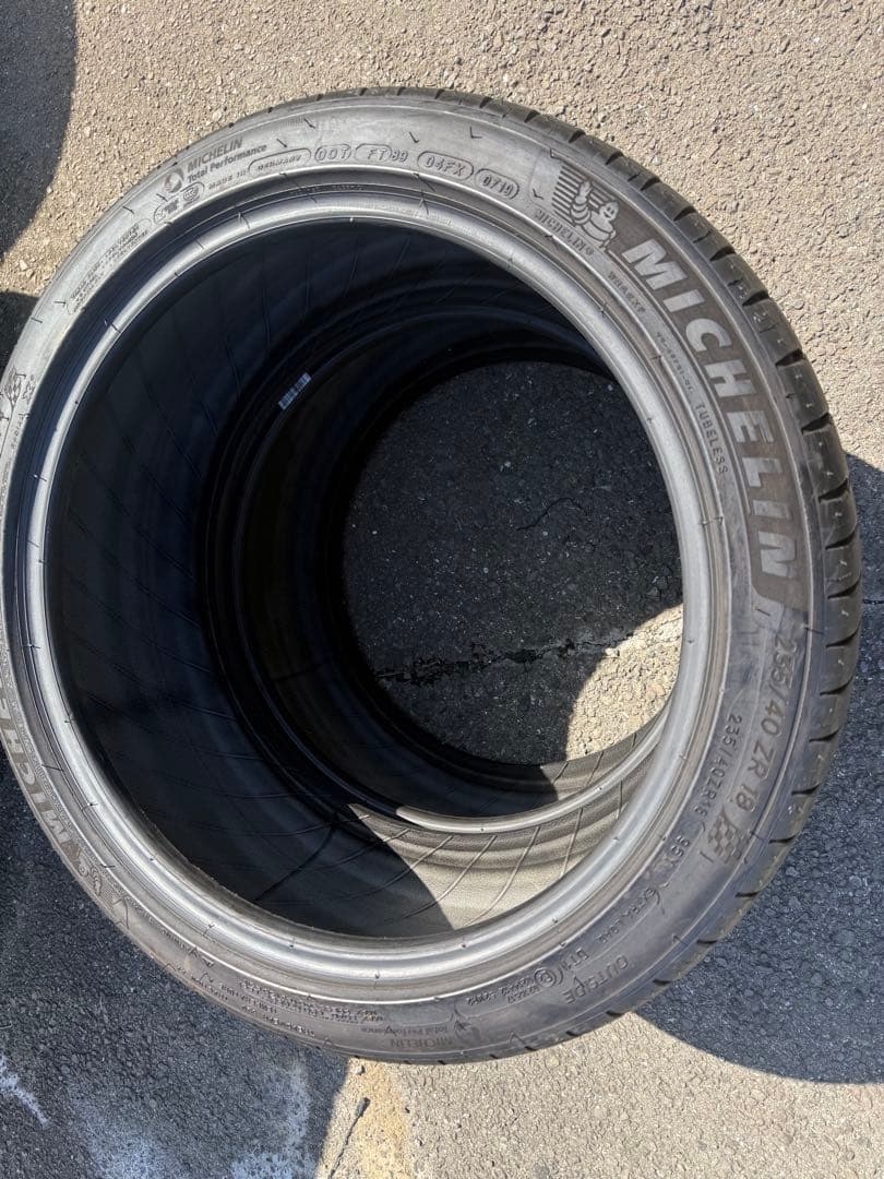 2019年製　235/40ZR18 MICHELIN PILOT SPORT4