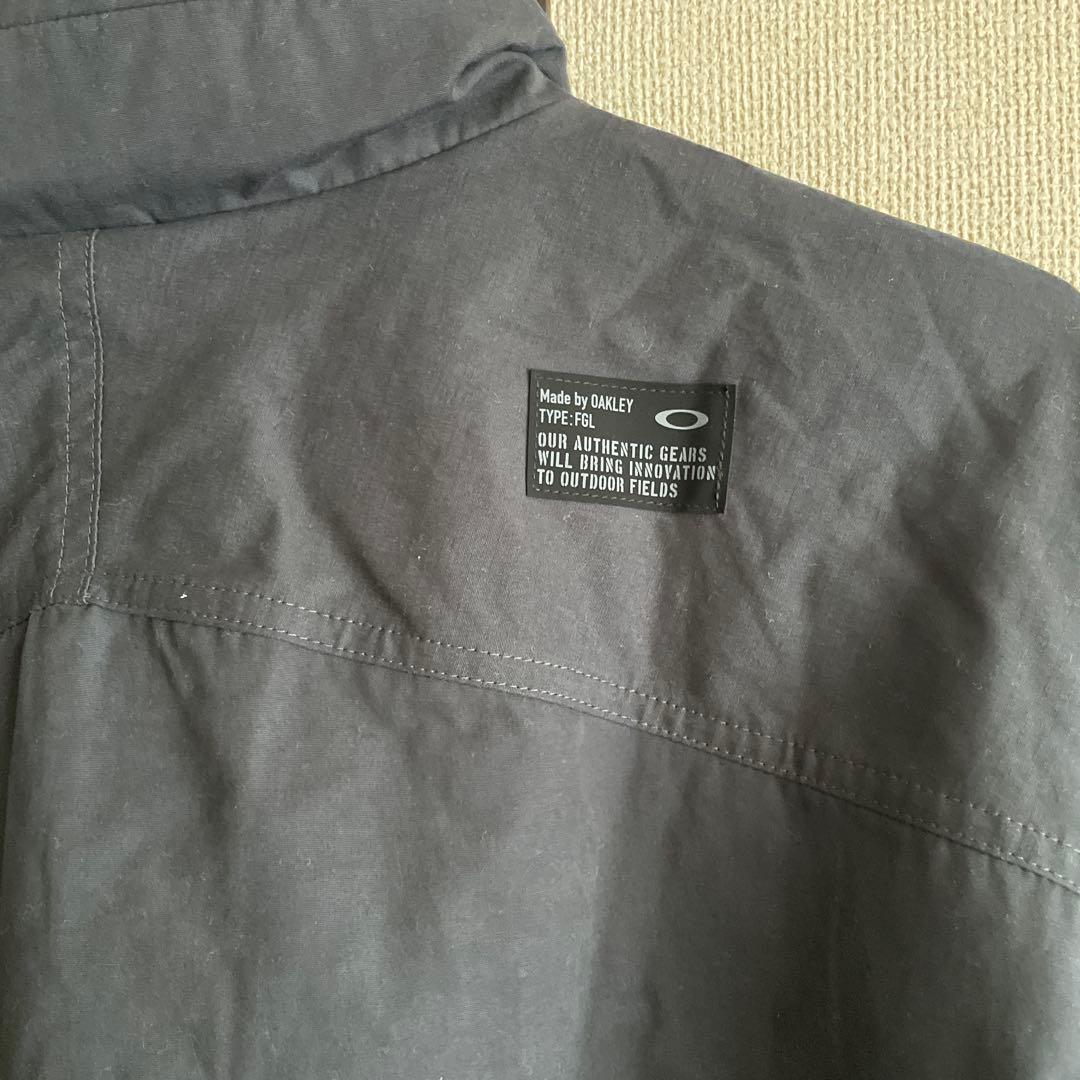 Oakley ブラック マウンテンパーカー