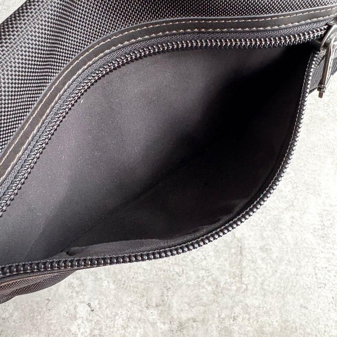 【極美品】TUMI ALPHA BRAVO メッセンジャー ショルダーバッグ