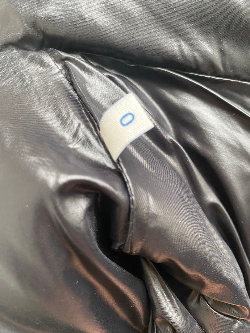 MONCLERフード付きダウンジャケット　ロング　ブラック