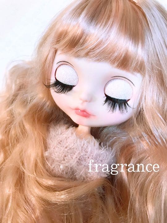 ♡カスタムアイシードール♡  白肌　icydoll  海外ドール