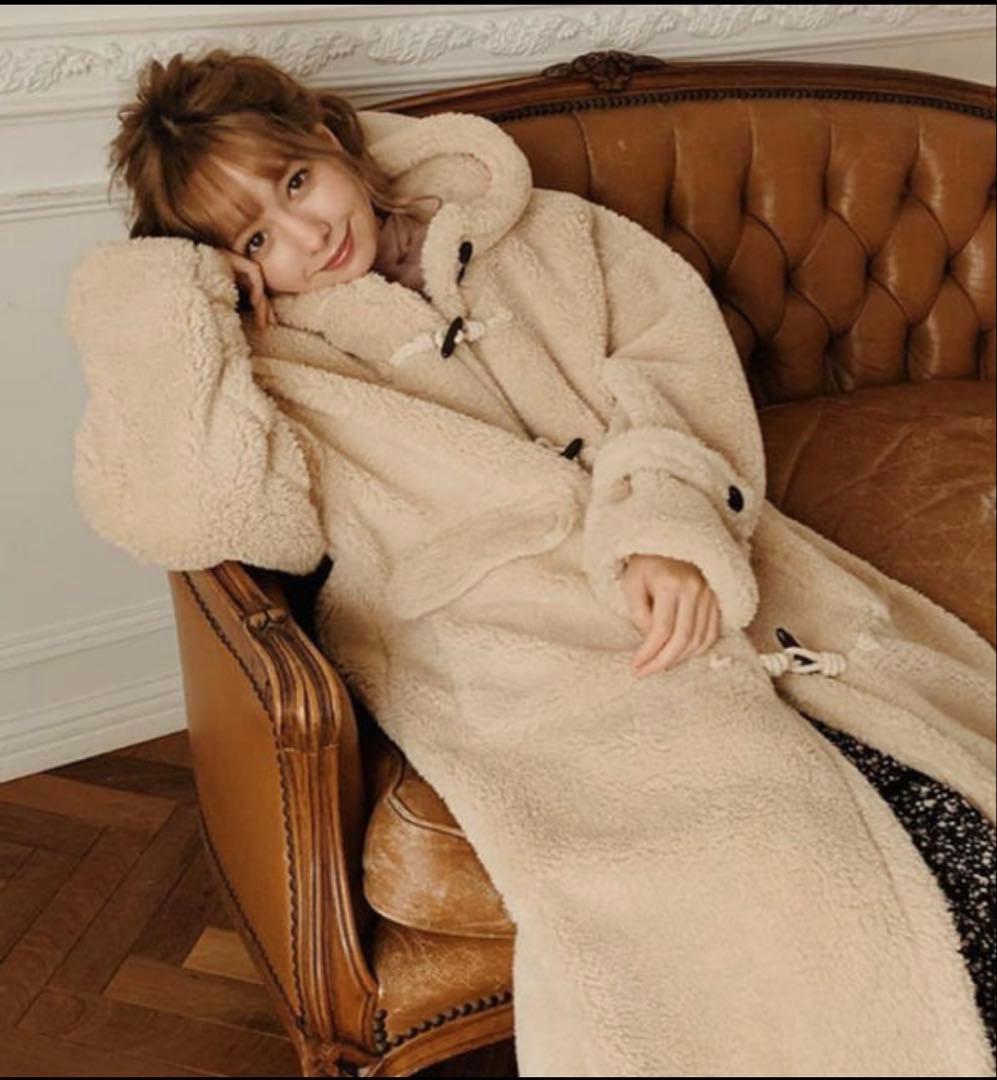 トリートユアセルフ ボア コート