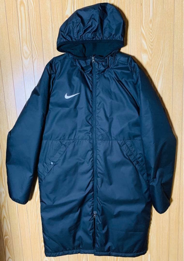NIKE ナイキ　ベンチコート　サッカー　L