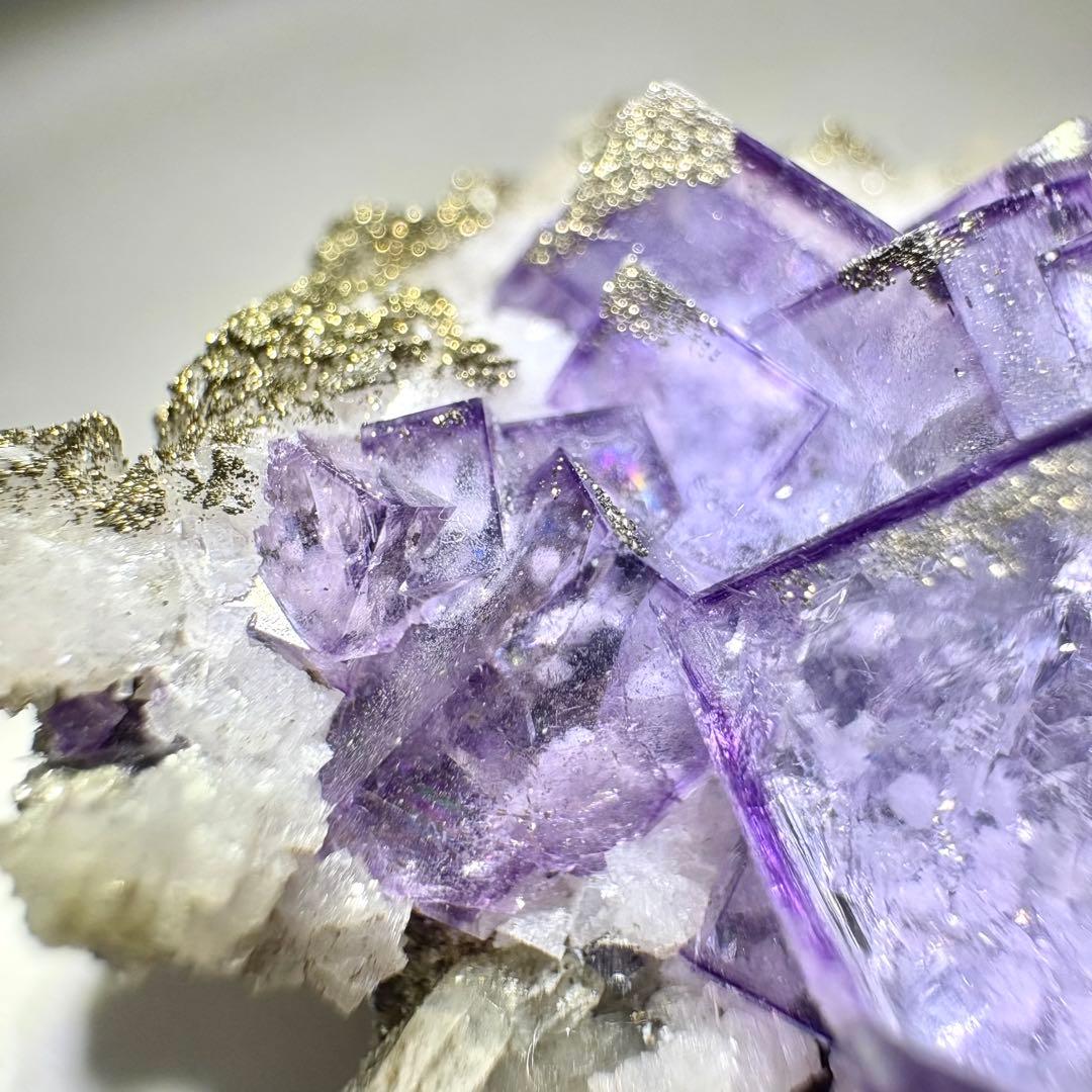 453 中国　ヤオガンシャン産　フローライト&パイライト