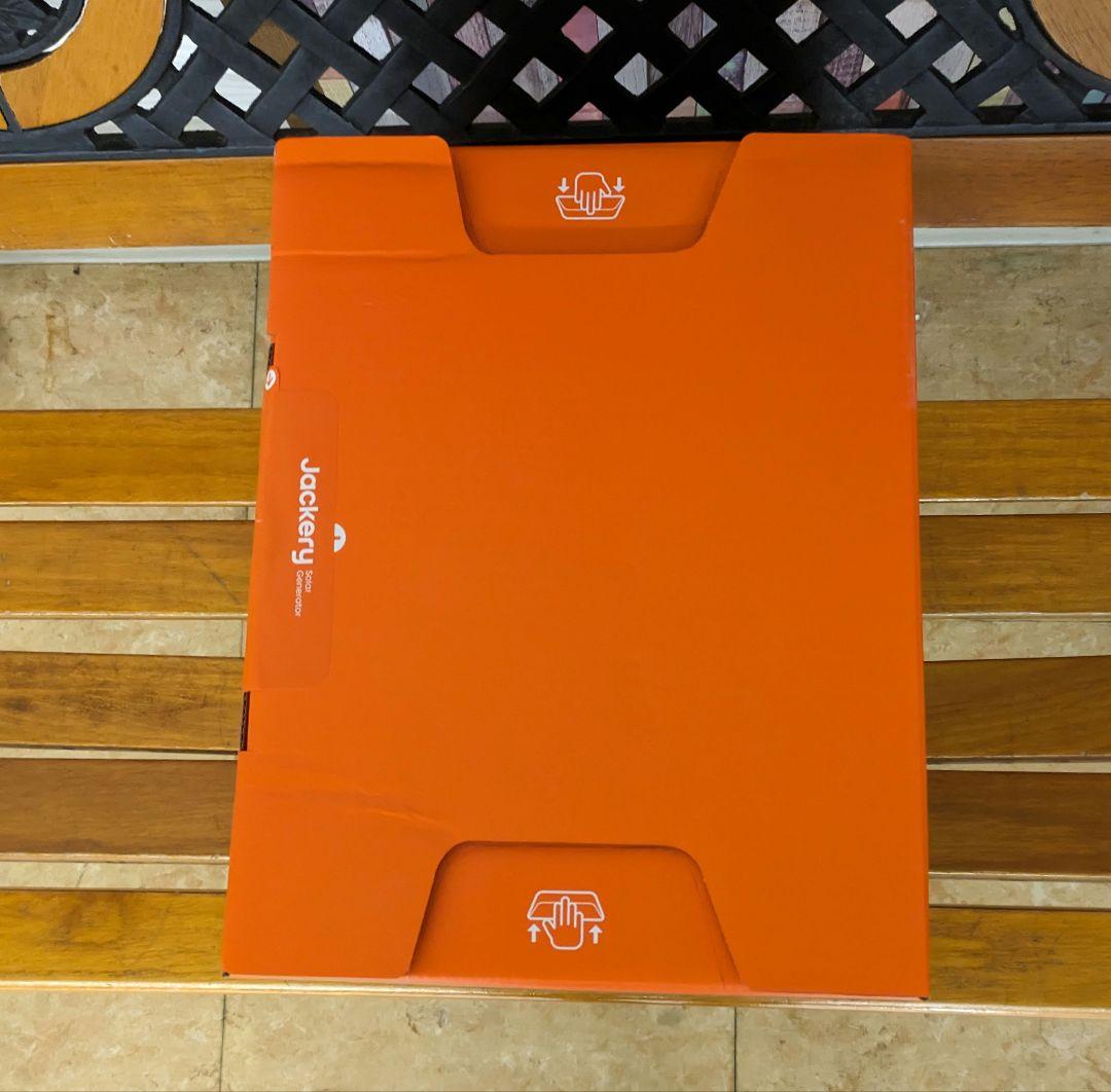 ジャクリ　ポータブル電源　600 plus