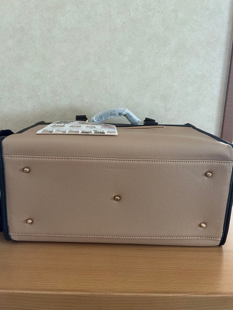 エピヌ バッグ ドッグキャリー epine 顔出しわんちゃんバッグ